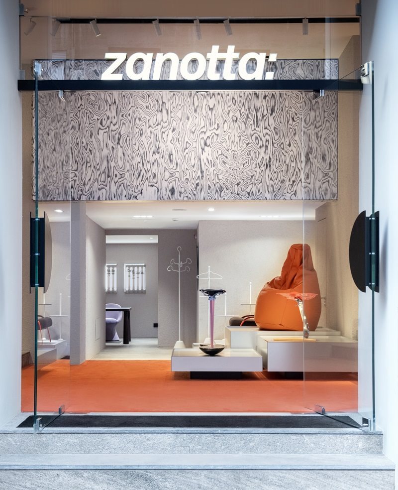 Flagship store Milano Durini 1